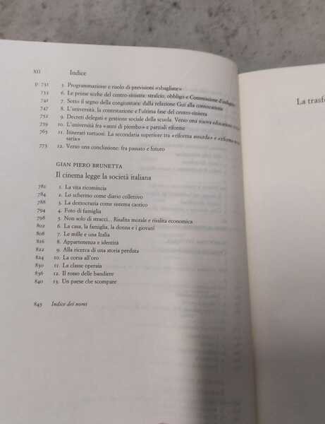 Storia dell'Italia repubblicana. Vol.II tomo II: La trasformazione dell'Italia: sviluppo …