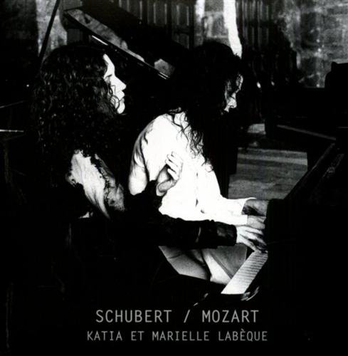 Fantasia D940. Andantino D823. Sonata K488. Katia et Marielle Labèque.