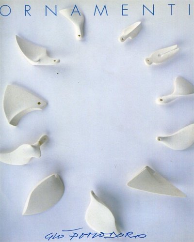 Giò Pomodoro. Ornamenti, 1954-1995. Testi di Giorgio Busetto, Marco Valsecchi, Giò Ponti, Giancarlo Montebello, Giò Pomodoro. Schede tecniche di Giuliano Centrodi. Con fotografie e disegni in bianco e nero e a colori. Note biografiche. Attività espositiva