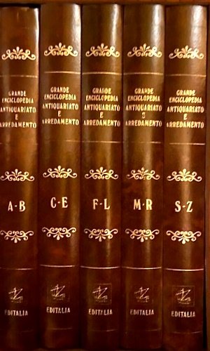 Grande enciclopedia antiquariato e arredamento.