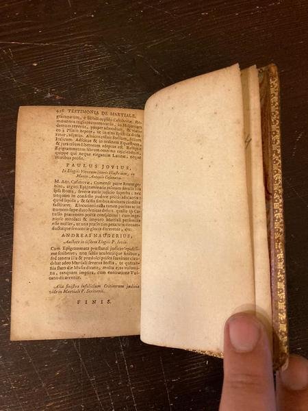 Epigrammata. Cum Notis Th. Farnabii