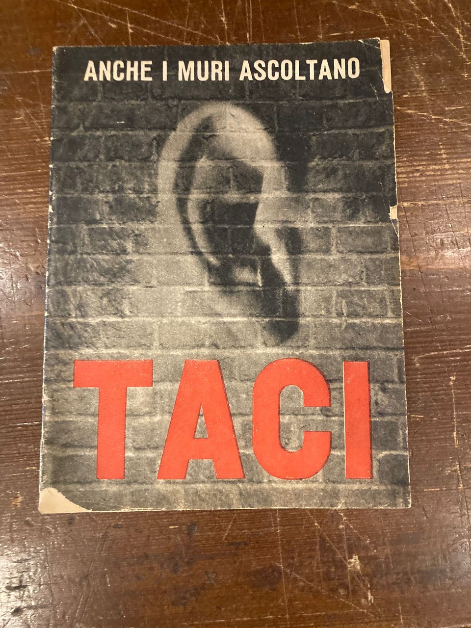 Anche i muri ascoltano. Taci | Immagine principale
