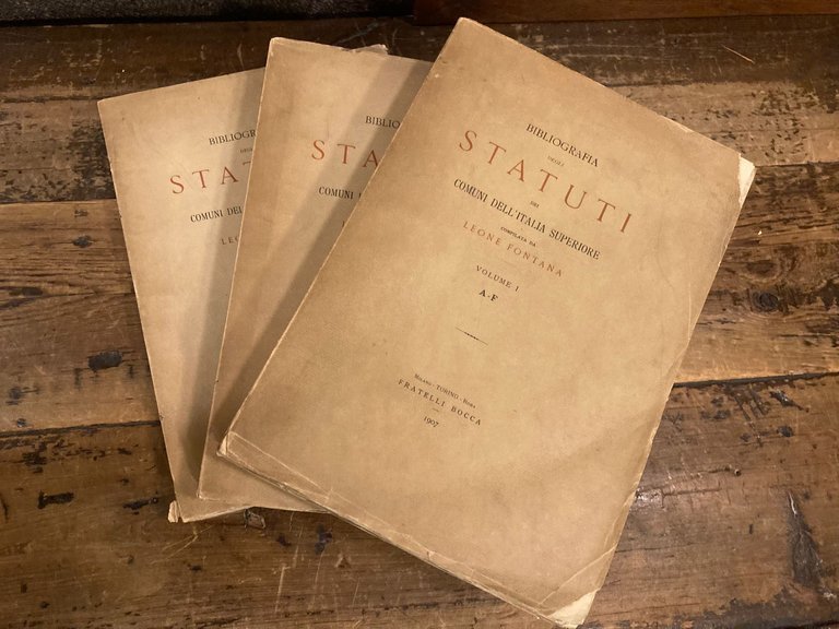Bibliografia degli statuti dei comuni dell'Italia superiore