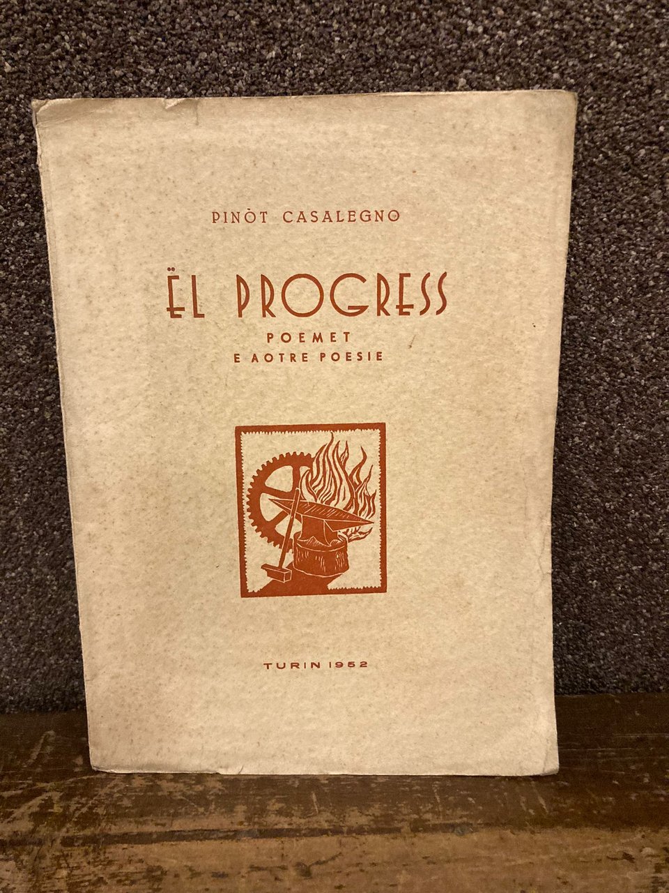 El Progress. Poemet e aotre poesie. Xilografie 'D E. Lusso | Immagine principale