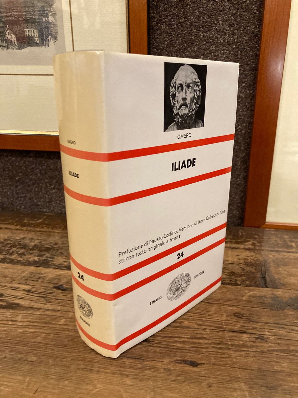 Iliade. Prefazione di Fausto Codino. Versione di Rosa Calzecchi Onesti … | Immagine principale