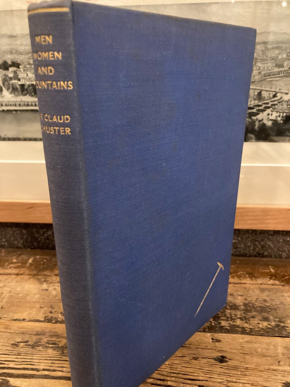 Men, Women and Mountains. Days in the Alps and Pyrenees. … | Immagine principale