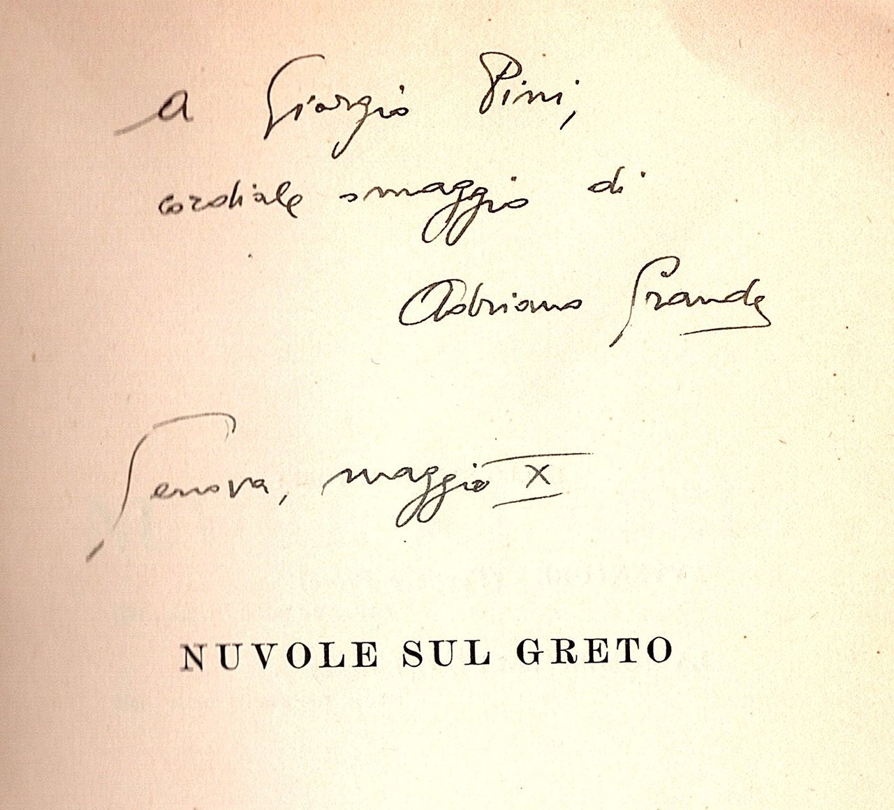 Nuvole sul greto | Immagine principale