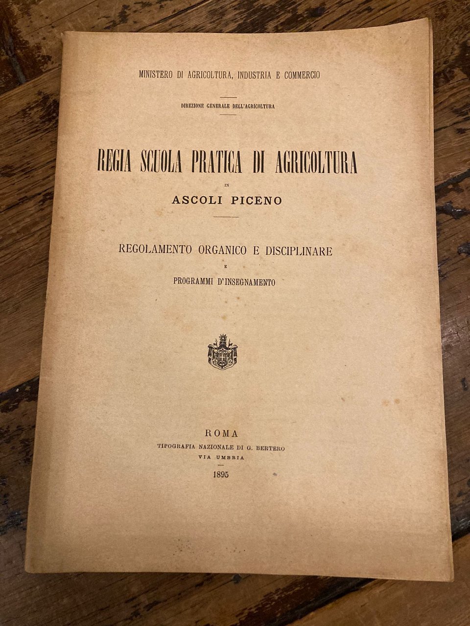 Regia scuola pratica di agricoltura in Ascoli Piceno. Regolamento organico …