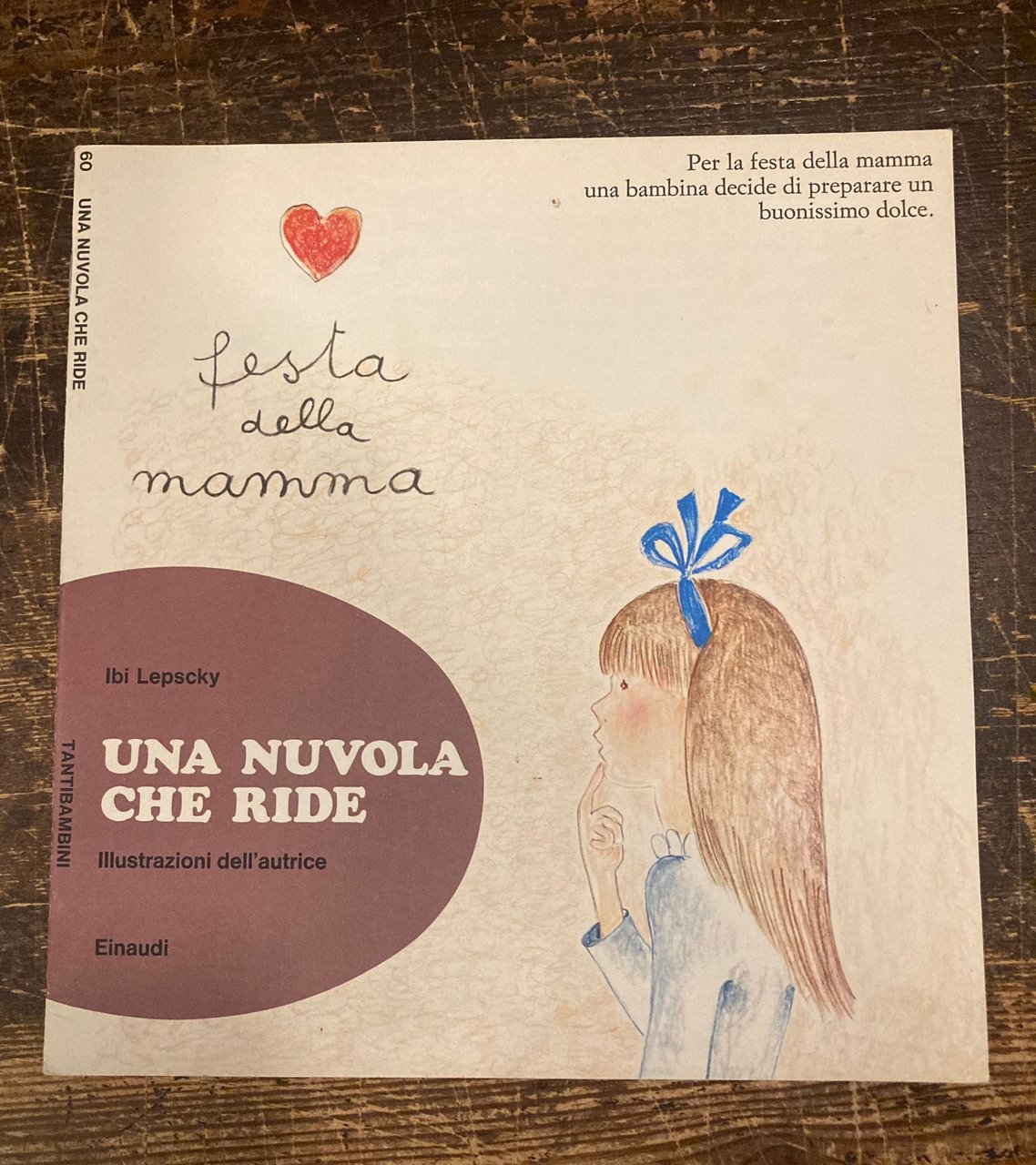 Una nuvola che ride. Illustrazioni dell' autrice