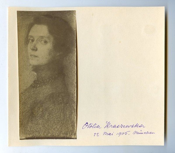 Albumblatt mit eigenh. Namenszug.