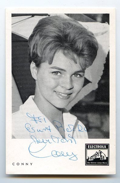 Portraitpostkarte mit eigenh. Widmung und U.