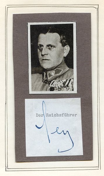 Briefausschnitt mit eigenh. U. ("Fey").