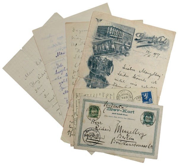 Collection of 4 autograph letters and 2 autogr. postcards, all …