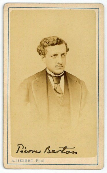 Kabinettphotographie mit eigenh. U.