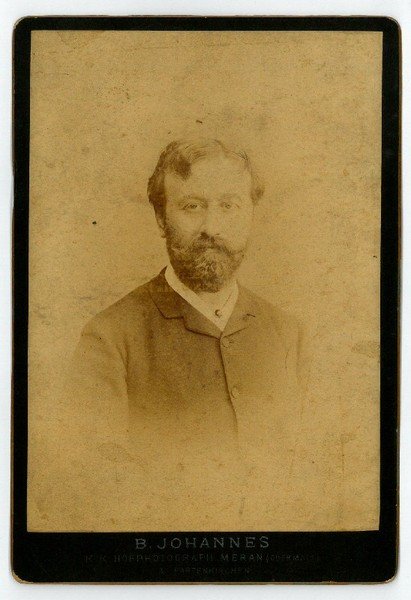 Kabinettphotographie mit eigenh. Widmung und U.