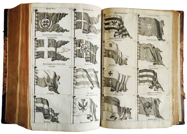 Dictionaire de marine contenant les termes de la navigation et …