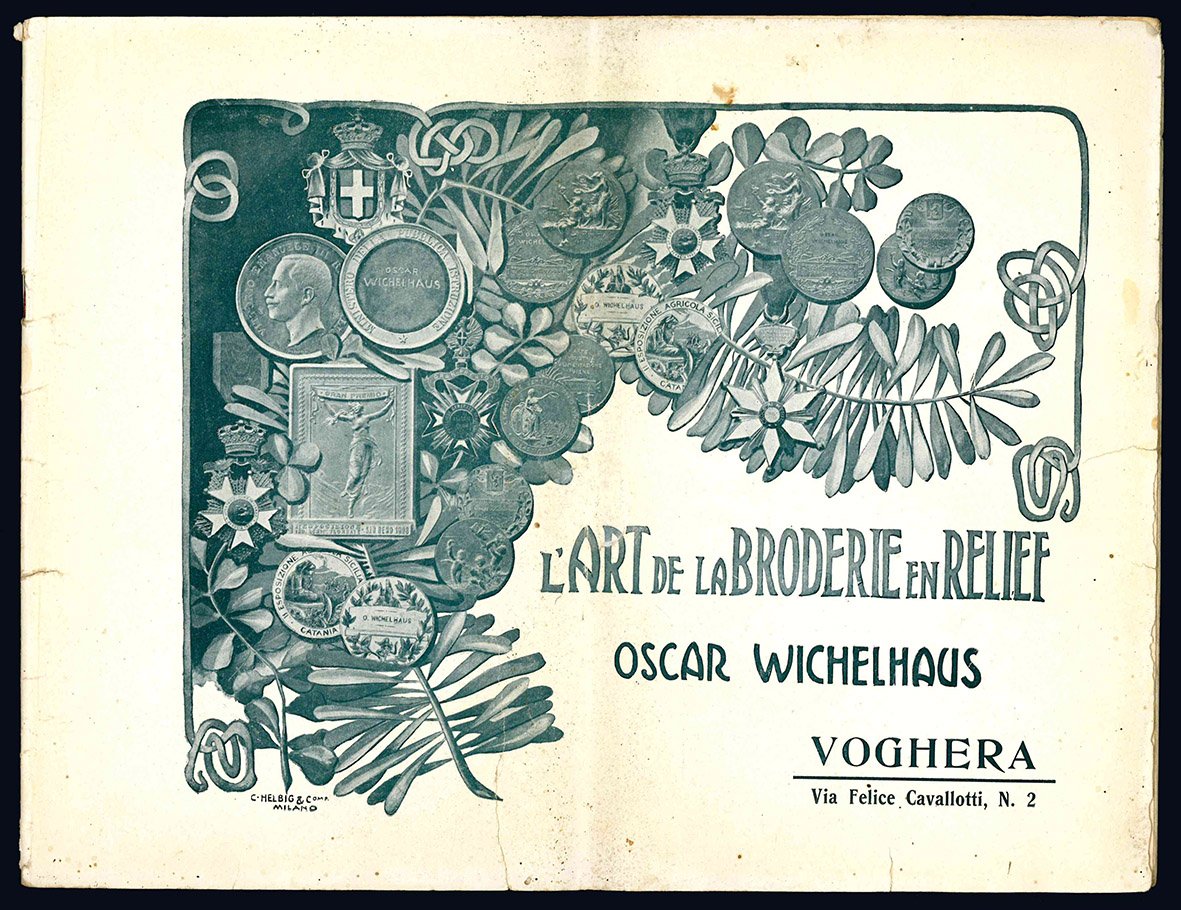 L'Art de la broderie en relief.