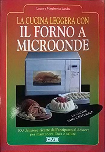 Cucina leggera con il forno a microonde