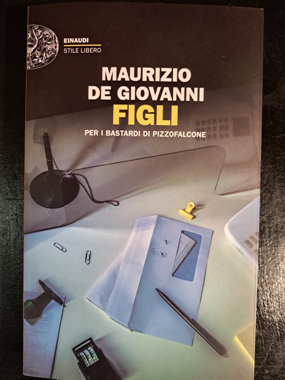 Figli. Per i bastardi di Pizzofalcone | Immagine principale