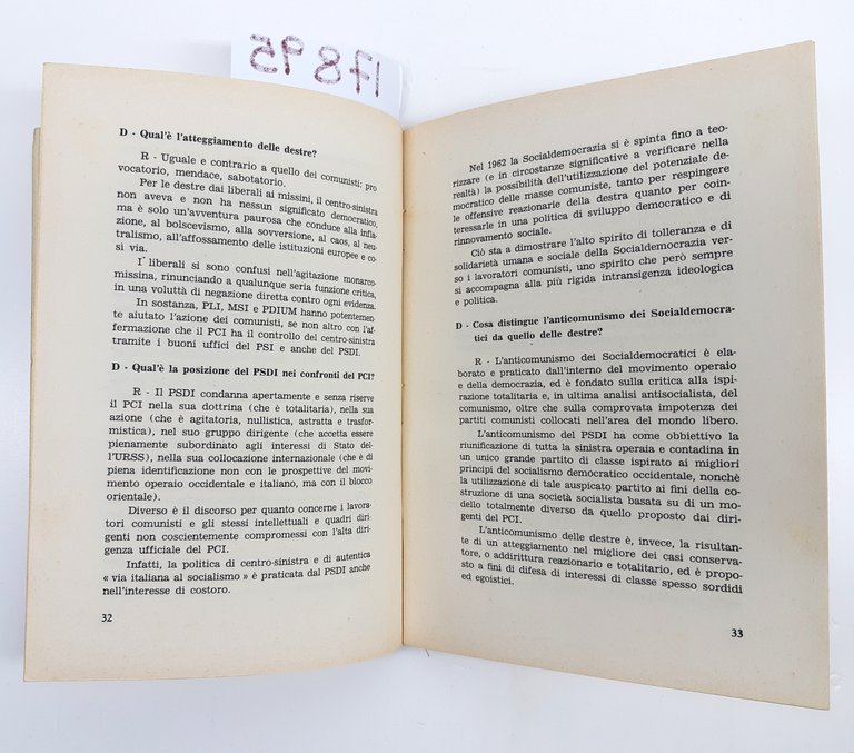 Quaderno del giovane socialdemocratico Federazione Giovanile Socialista Italiana 1963