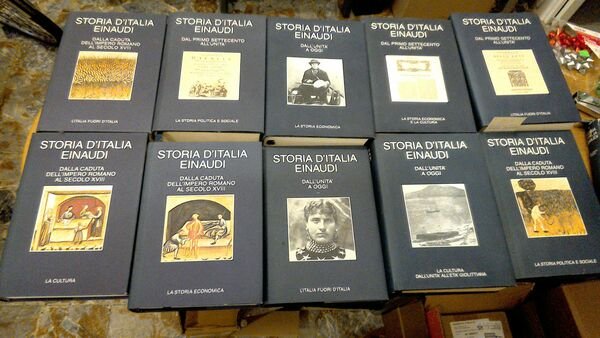 Storia d'Italia Einaudi ( 14 volumi )