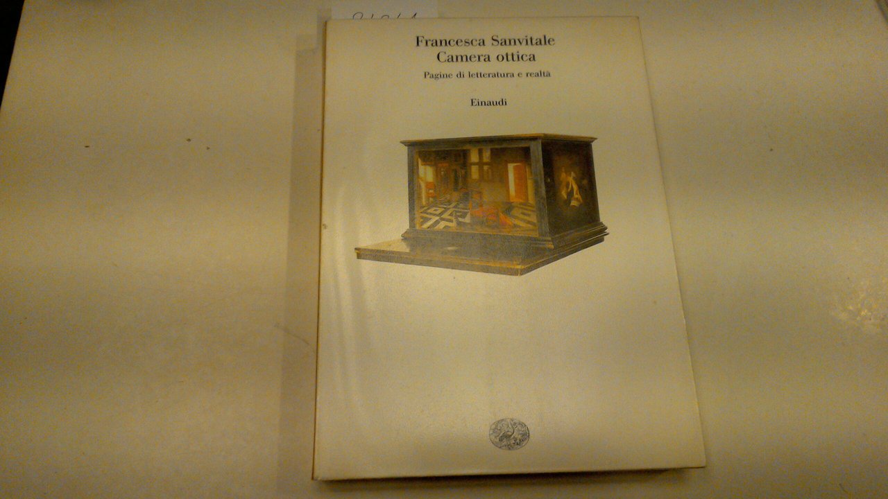 Camera ottica - pagine di letteratura e realtà