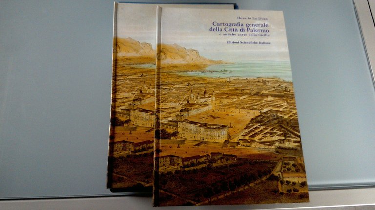 Cartografia generale della città di Palermo e antiche carte della Sicilia