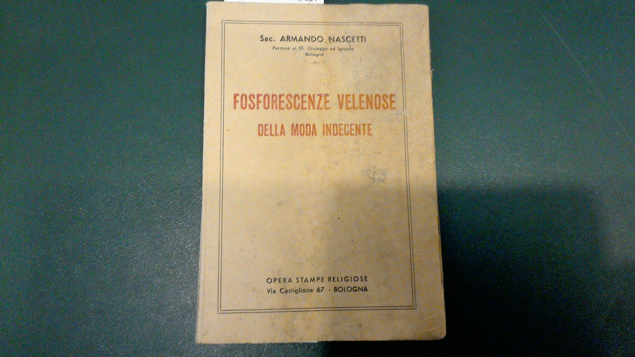 Fosforescenze velenose della moda indecente