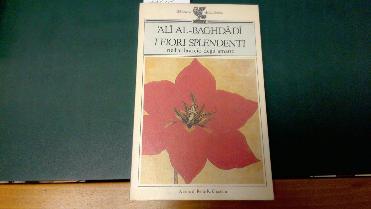 I fiori splendenti nell'abbraccio degli amanti