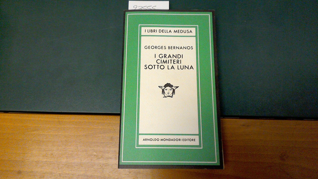 I grandi cimiteri sotto la luna