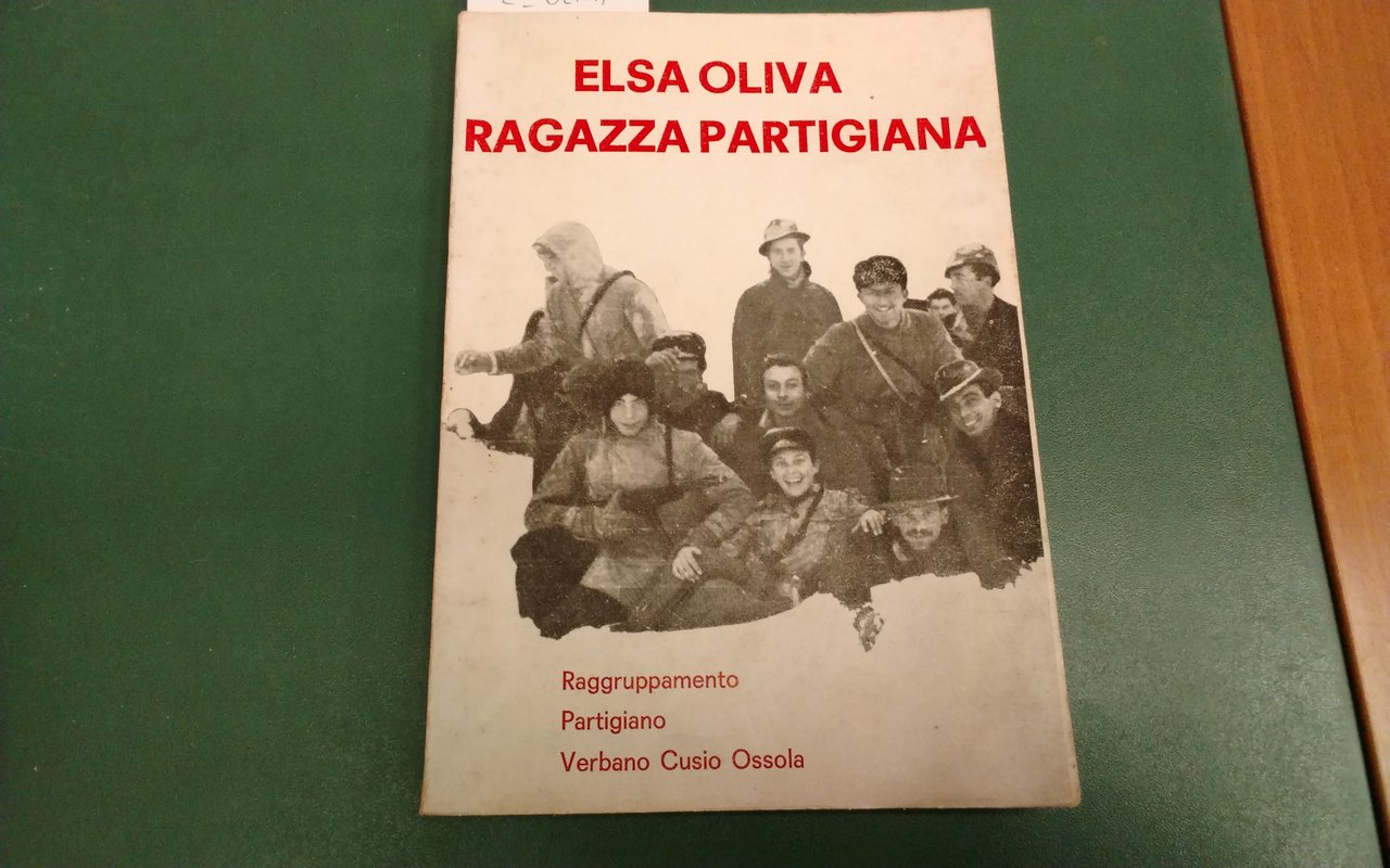 Ragazza partigiana