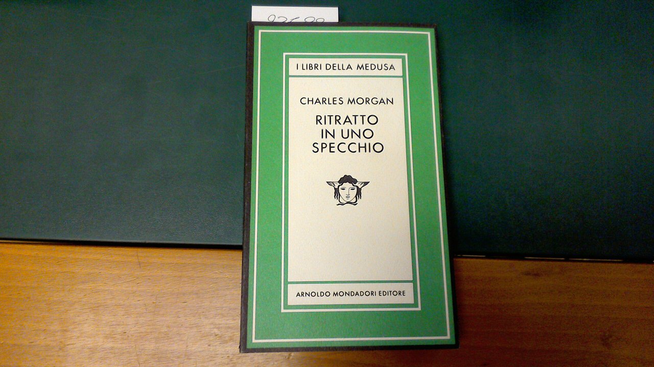 Ritratto in uno specchio