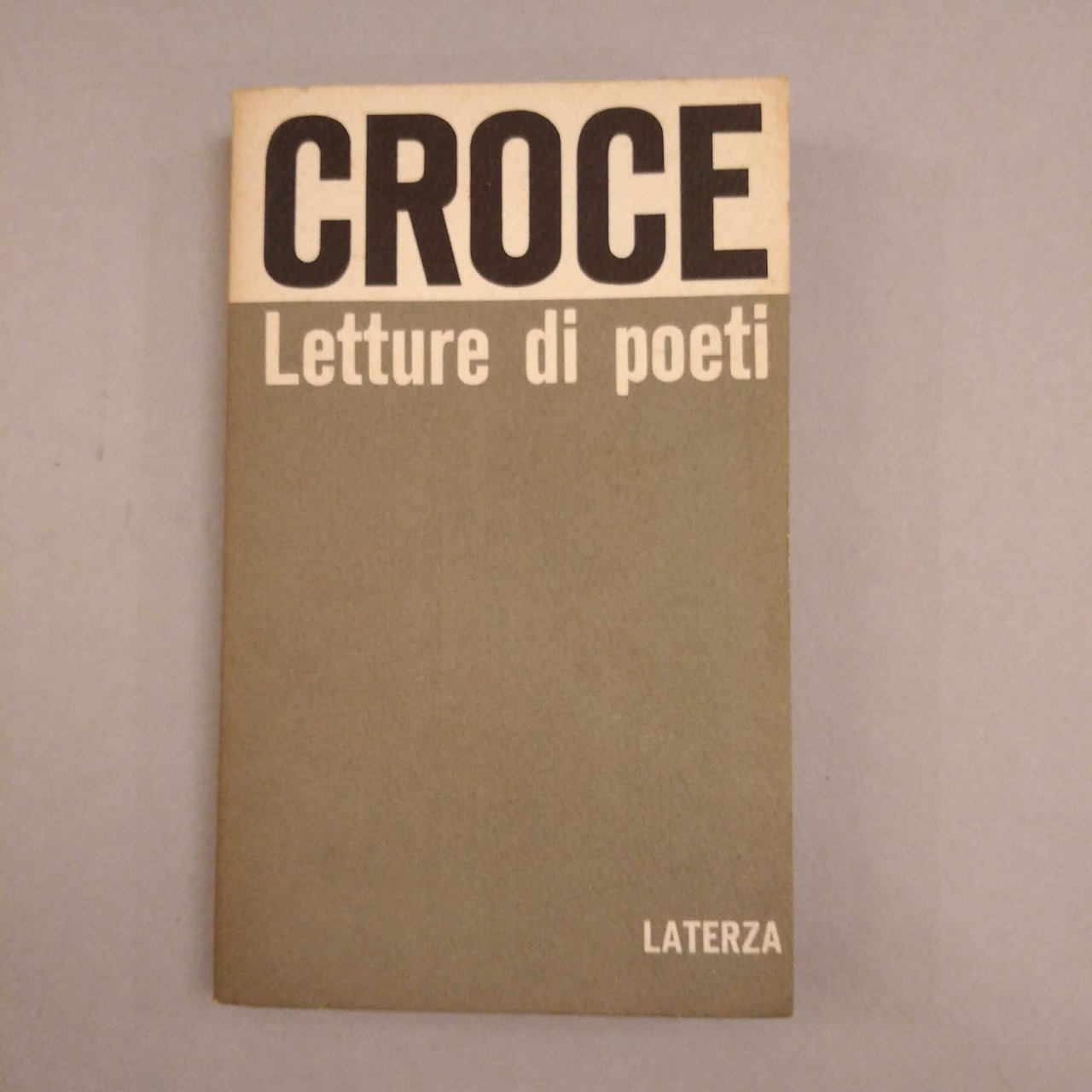 LETTURE DI POETI