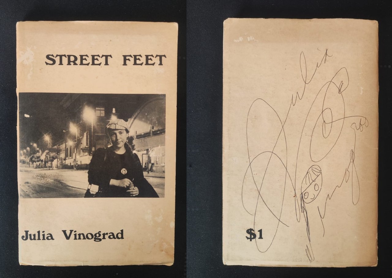 Street Feet. Con dedica autografa dell'autrice a firma Julia | Immagine principale