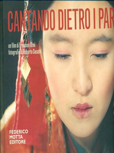 Cantando dietro i paraventi