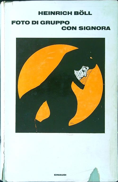 Foto di gruppo con signora