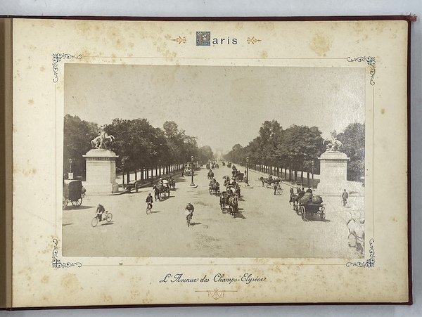 PARIS. [Album con 24 vedute fotografiche di Parigi]. Rives et …