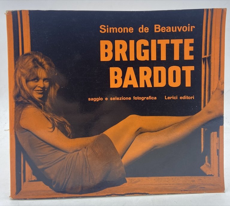BRIGITTE BARDOT. Saggio e selezione fotografica.