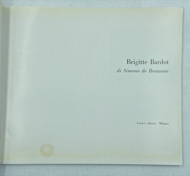 BRIGITTE BARDOT. Saggio e selezione fotografica.