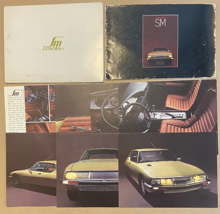 CITROEN SM INJECTION ELECTRONIQUE. (Brochure pubblicitaria Citroën SM con fotografie …