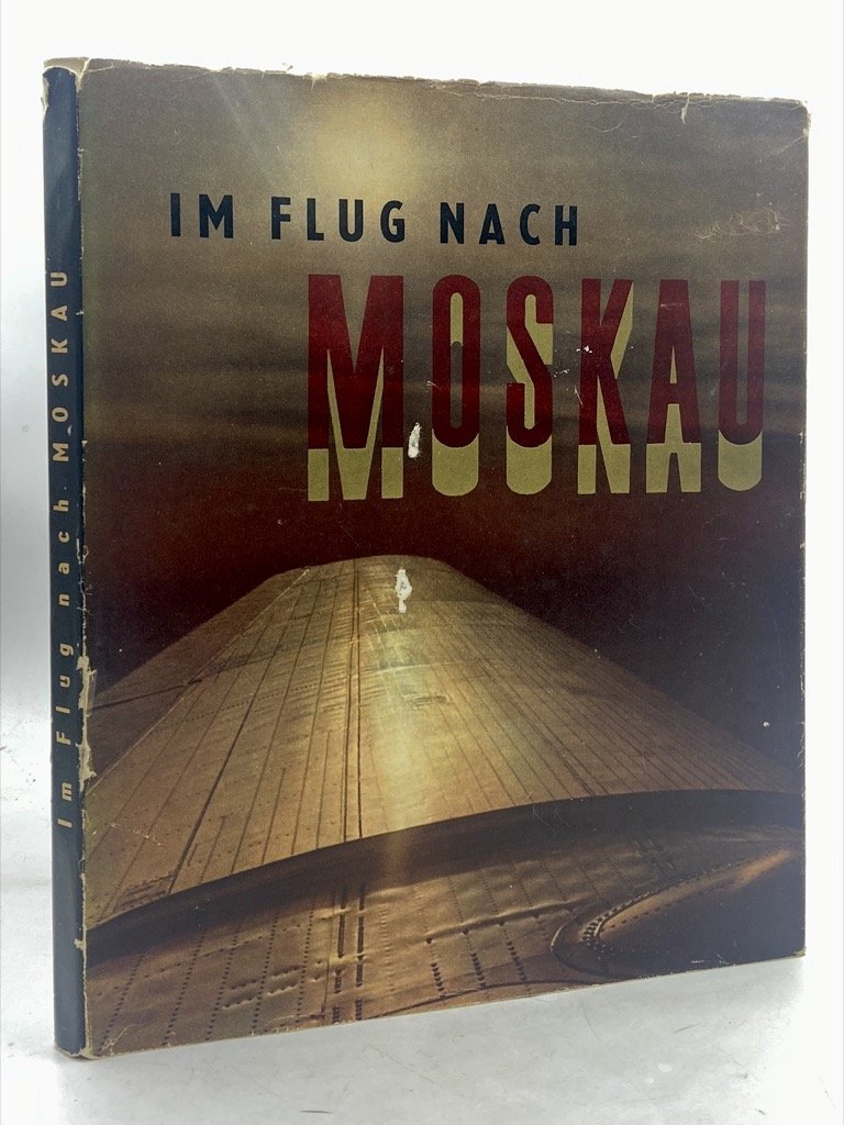 IM FLUG NACH MOSKAU.