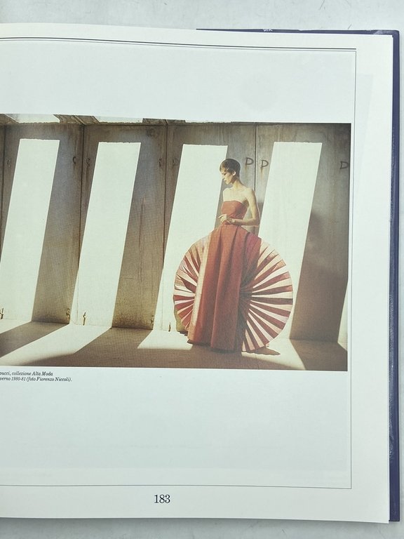 LA MODA ITALIANA DALL'ANTIMODA ALLO STILISMO. | Immagine Gallery 6