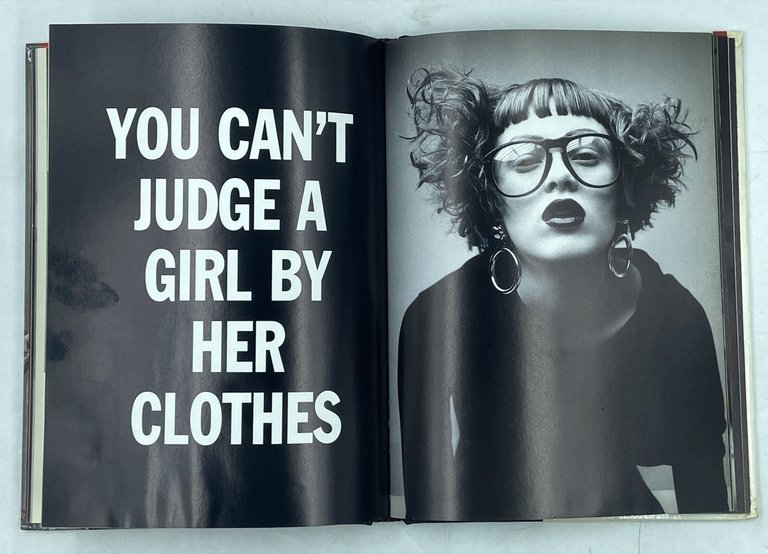MOSCHINO. 1000 ANNI DI KAOS. | Immagine Gallery 9
