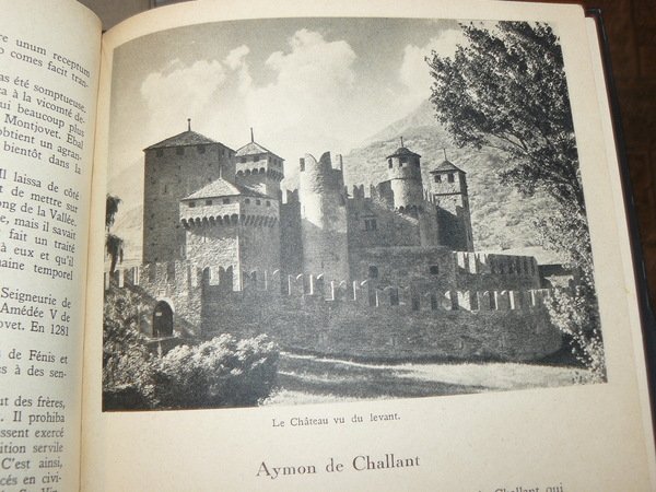 Le chateau de Fénis. Edité par la Surintendance des Beaux …