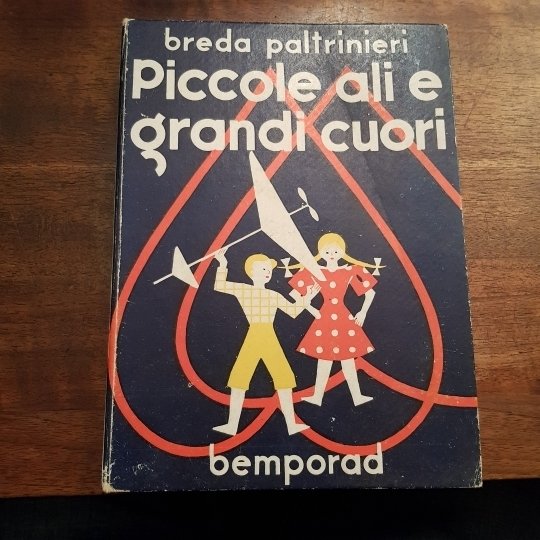 Piccole ali e grandi cuori. Racconto per fanciulli. Illustrazioni di …