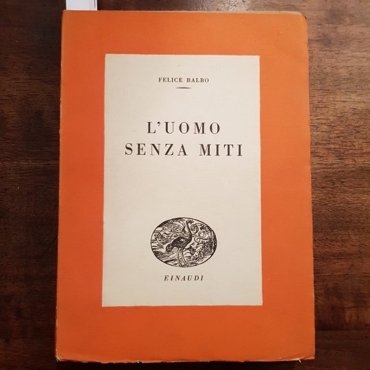 L'uomo senza miti