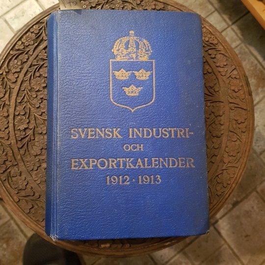 Svensk industri- och exportkalender 1912-1913. Utgiven av Sveriges Allmänna Exportförening.
