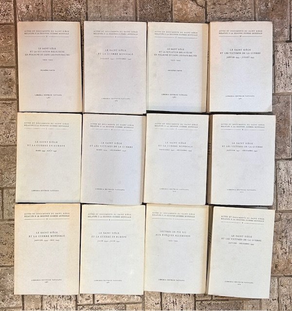 Actes et documents du Saint-Siège relatifs a la seconde guerre … | Immagine principale