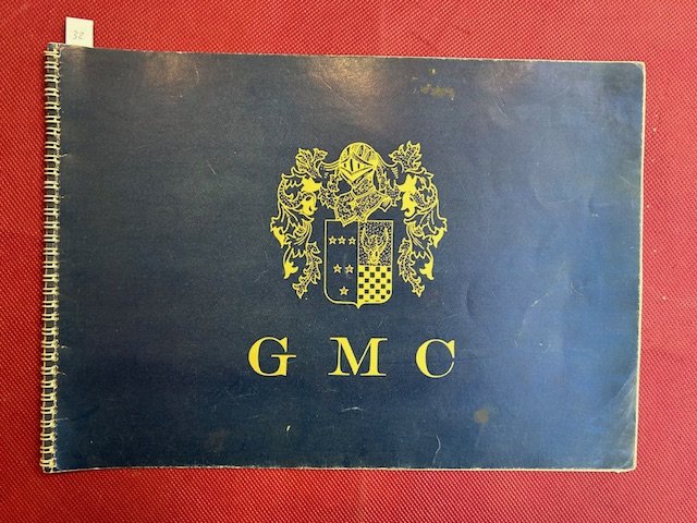 Catalogo di mobili d'arte in legno di rosa creati espressamente …