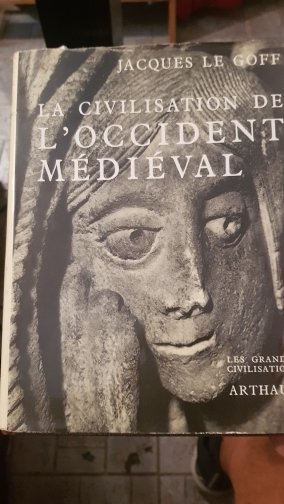 La civilisation de l'occident medieval